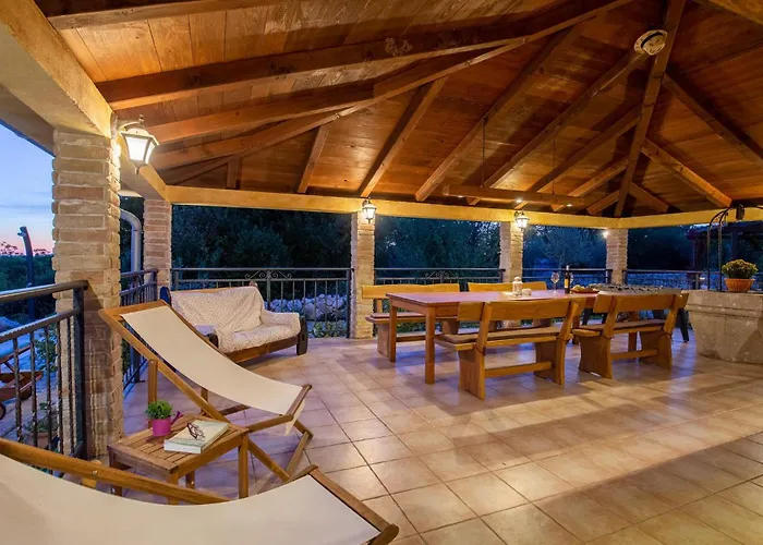 Vakantiehuis Cozy In With Wifi Kras