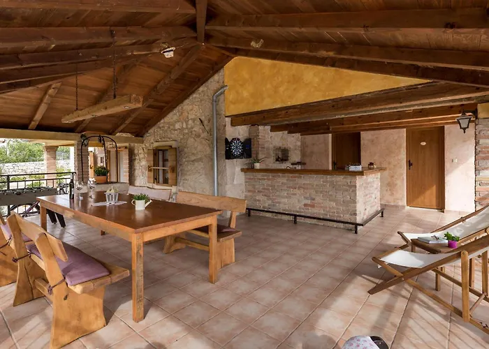 Vakantiehuis Cozy In With Wifi *