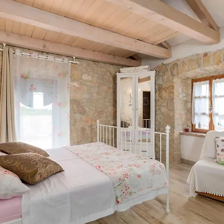 Ferienhaus Gorgeous In *